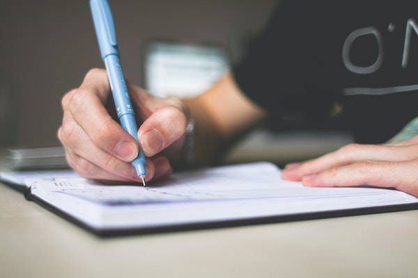 product image descriptive writing tutor