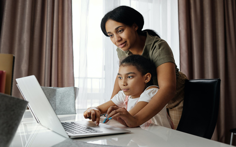 HomeOLD 19 kids programming1 1