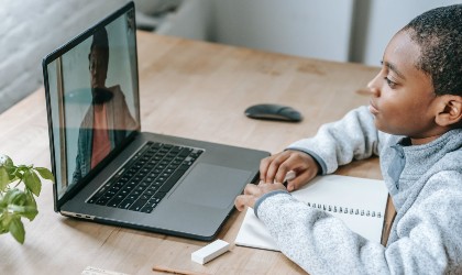 Student-teacher interaction How to engage students in online learning